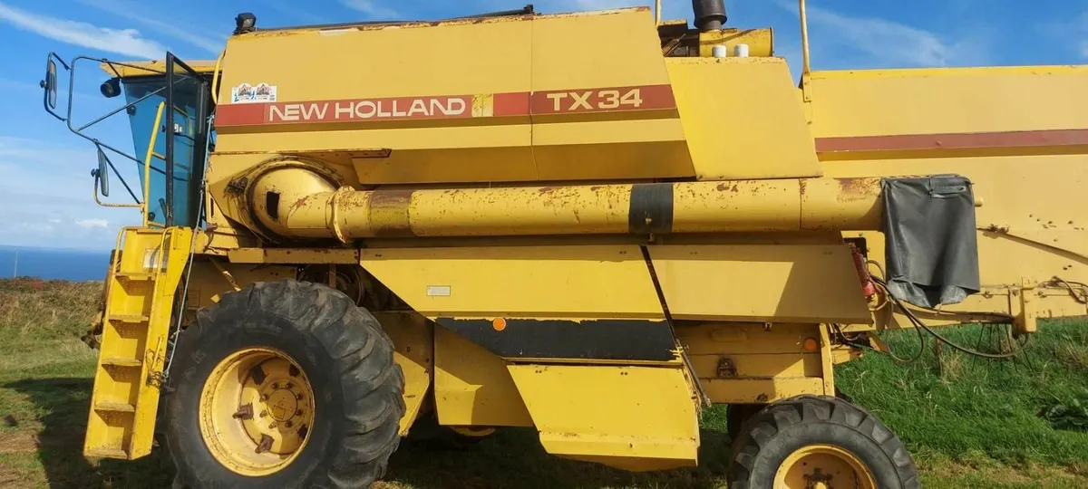 Combine Harvester - Image 2