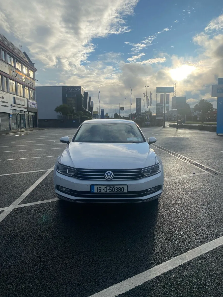 Volkswagen Passat GT Line - Image 2