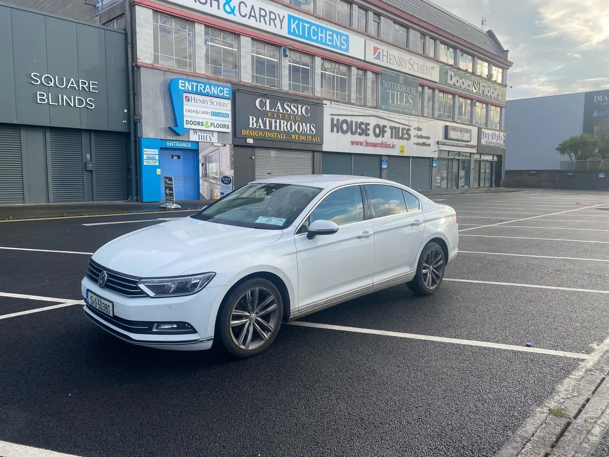 Volkswagen Passat GT Line - Image 3