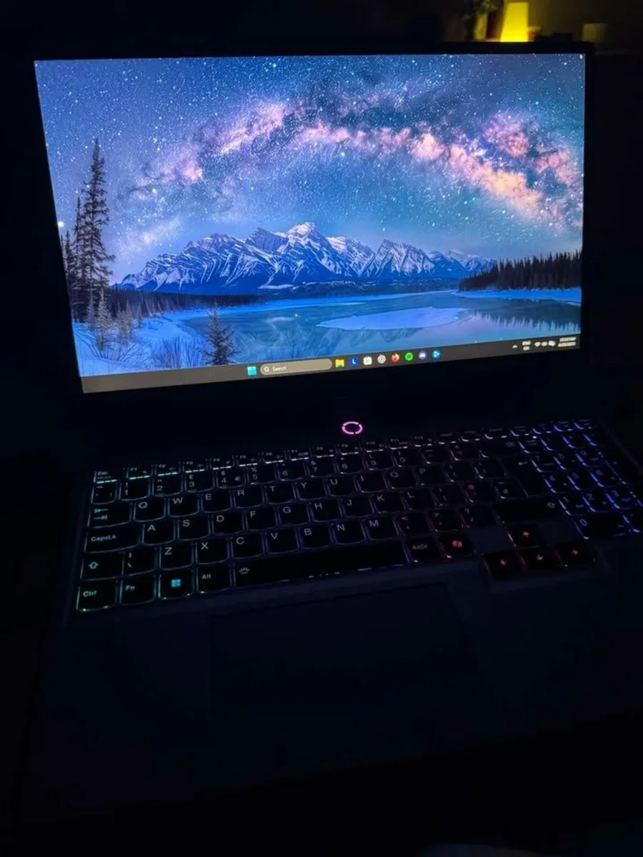Lenovo LOQ Gaming Laptop **NEW** - Image 3