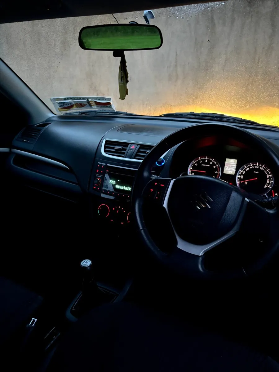 Suzuki Swift 2012 - Image 2