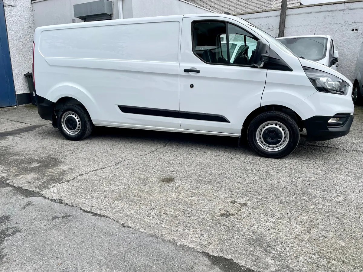 Ford Transit Custom 300L2 Leader 2.0TDCI LWB,2021 - Image 2