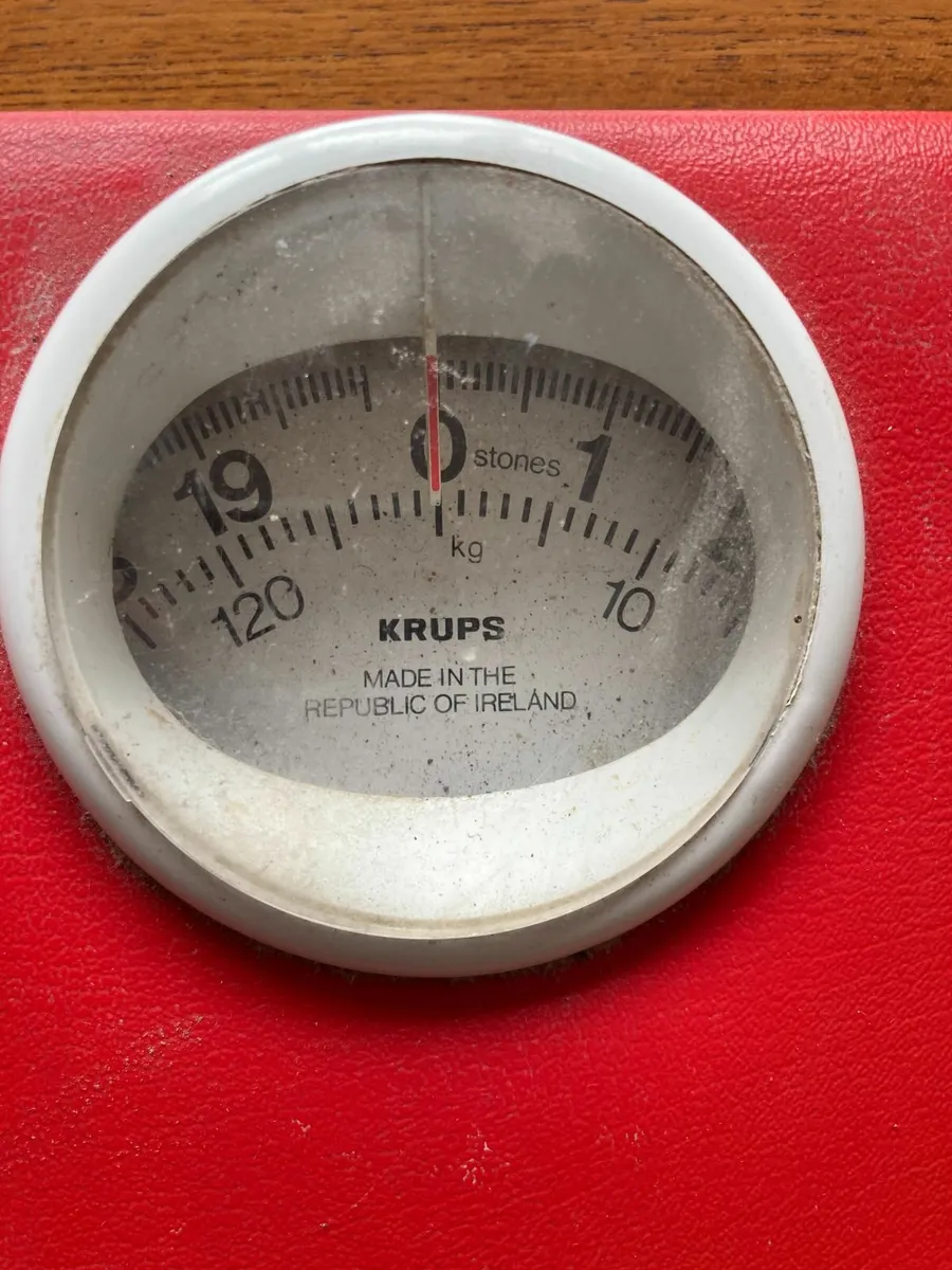 Mid Century Bathroom Scales - Krups - Image 1