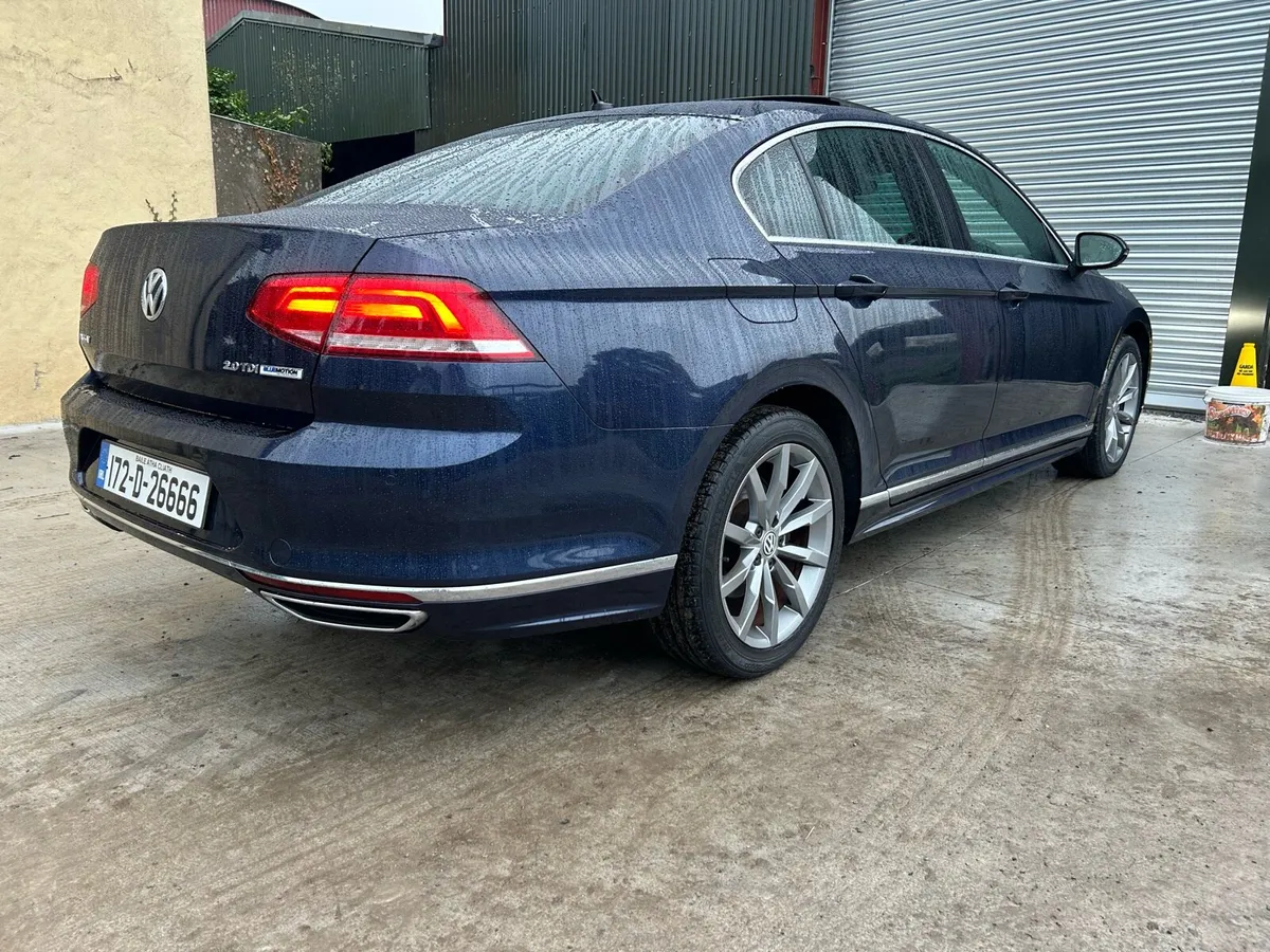 Volkswagen Passat R Line 2017 - Image 4