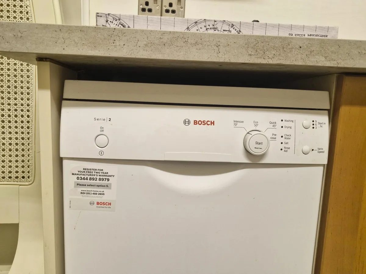 Dishwasher - Image 2