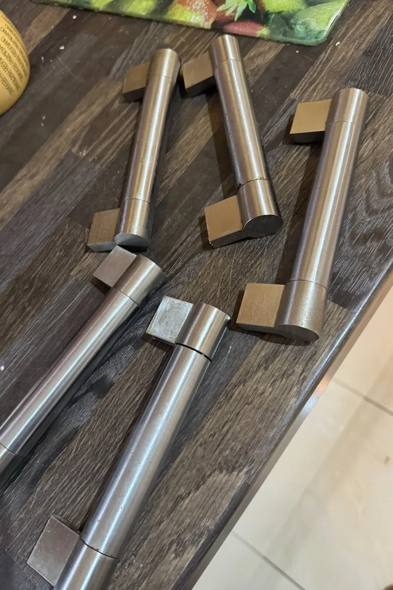 HANDLES - Image 1