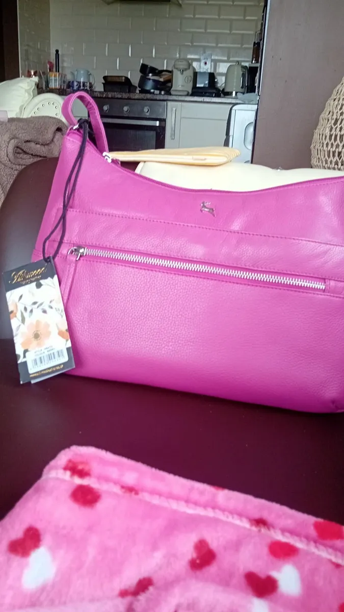 Handbag