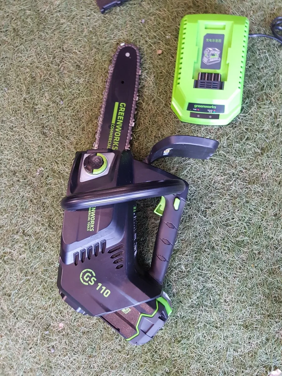 GREENWORKS BATTERY TOP HANDLE CHAINSAW - FOR SALE - Image 1