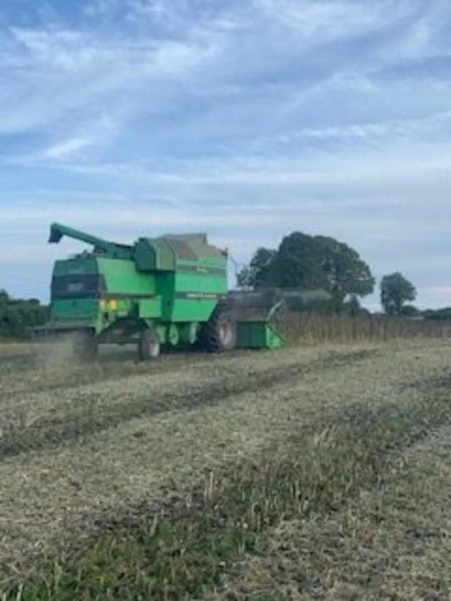 Deutz Fahr M36.10 Combine Harvester - Image 2