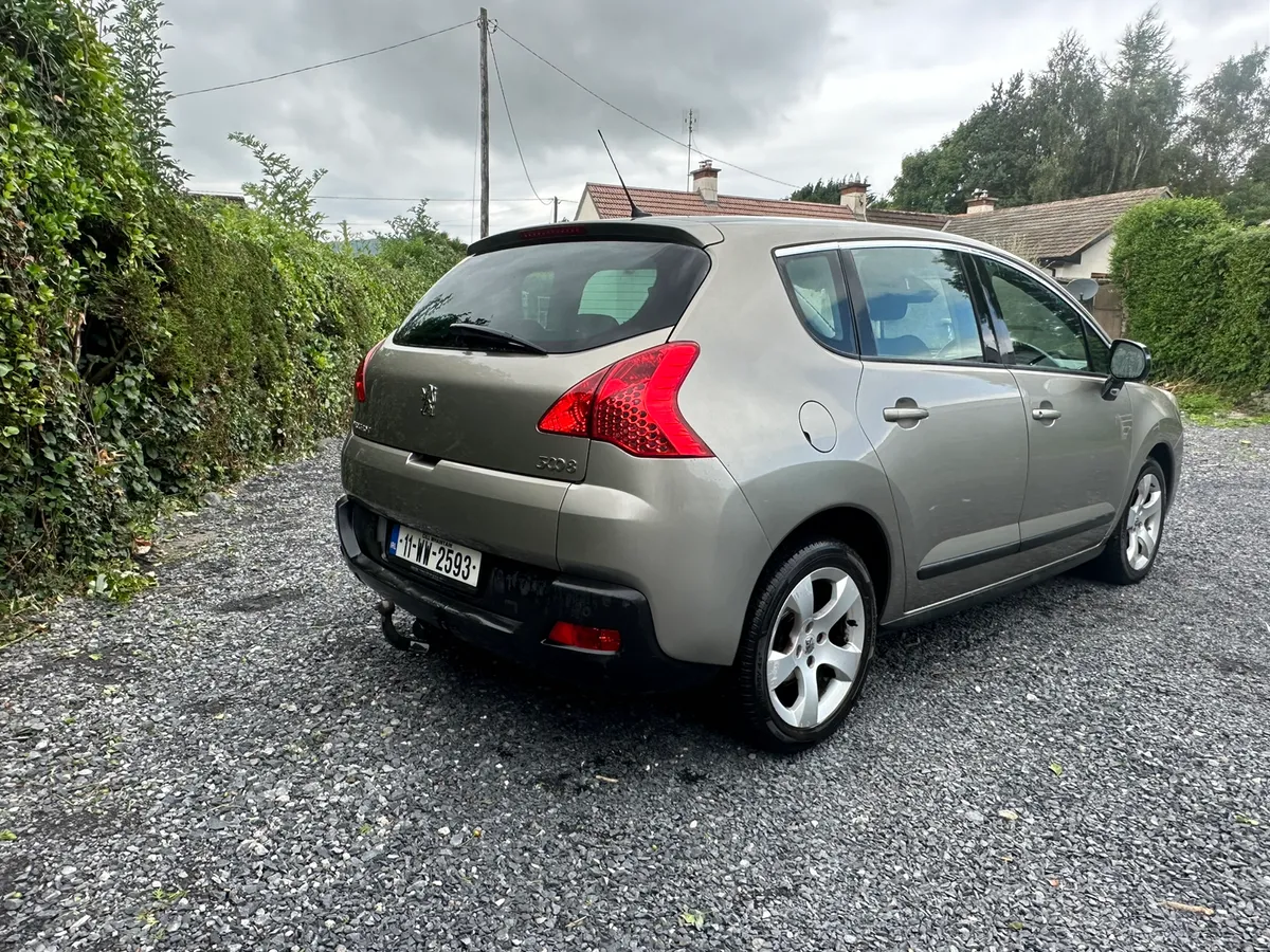 11 PEUGEOT 3008 Diesel NCT & TAX - Image 3