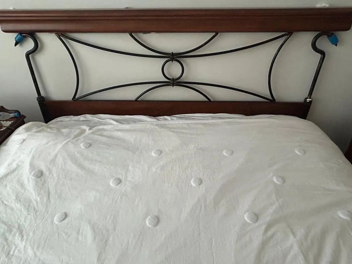 Vintage metal double bed surround - Image 3