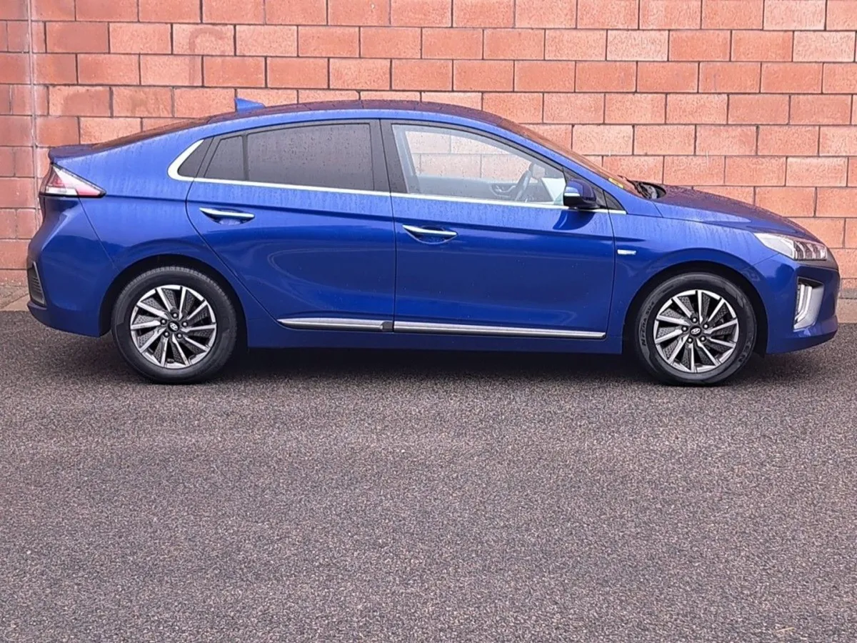 Hyundai Ioniq Premium Electric 38 K/wh Battery - Image 4