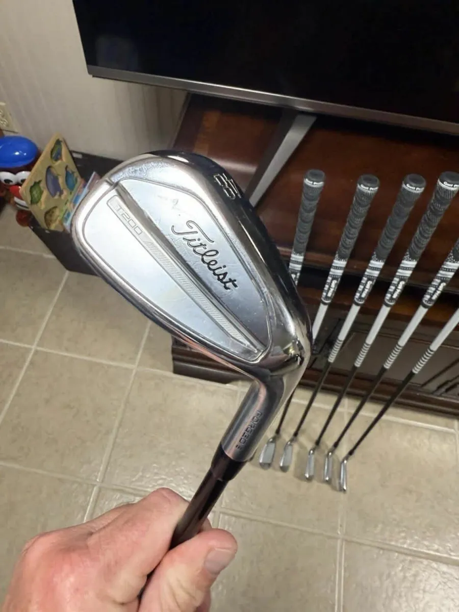 Titleist T200 GW Thru 5Iron Tour AD Shafts - Image 3