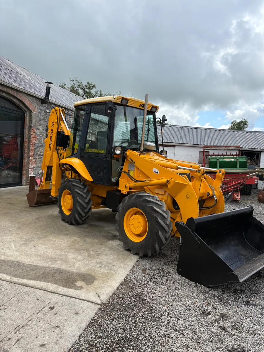 JCB 2CX  Streetmaster  Backhoe - Image 1
