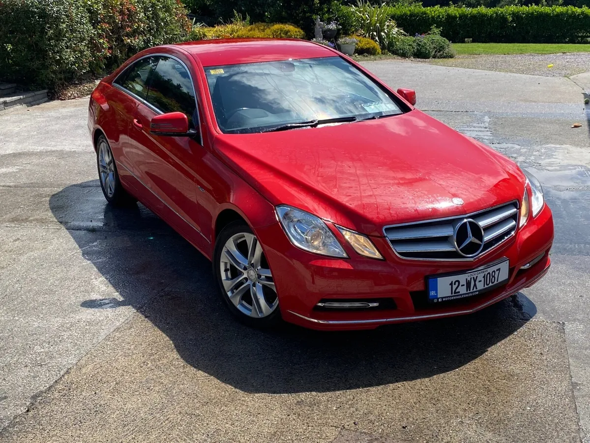 Mercedes-Benz E-Class 2012 - Image 1