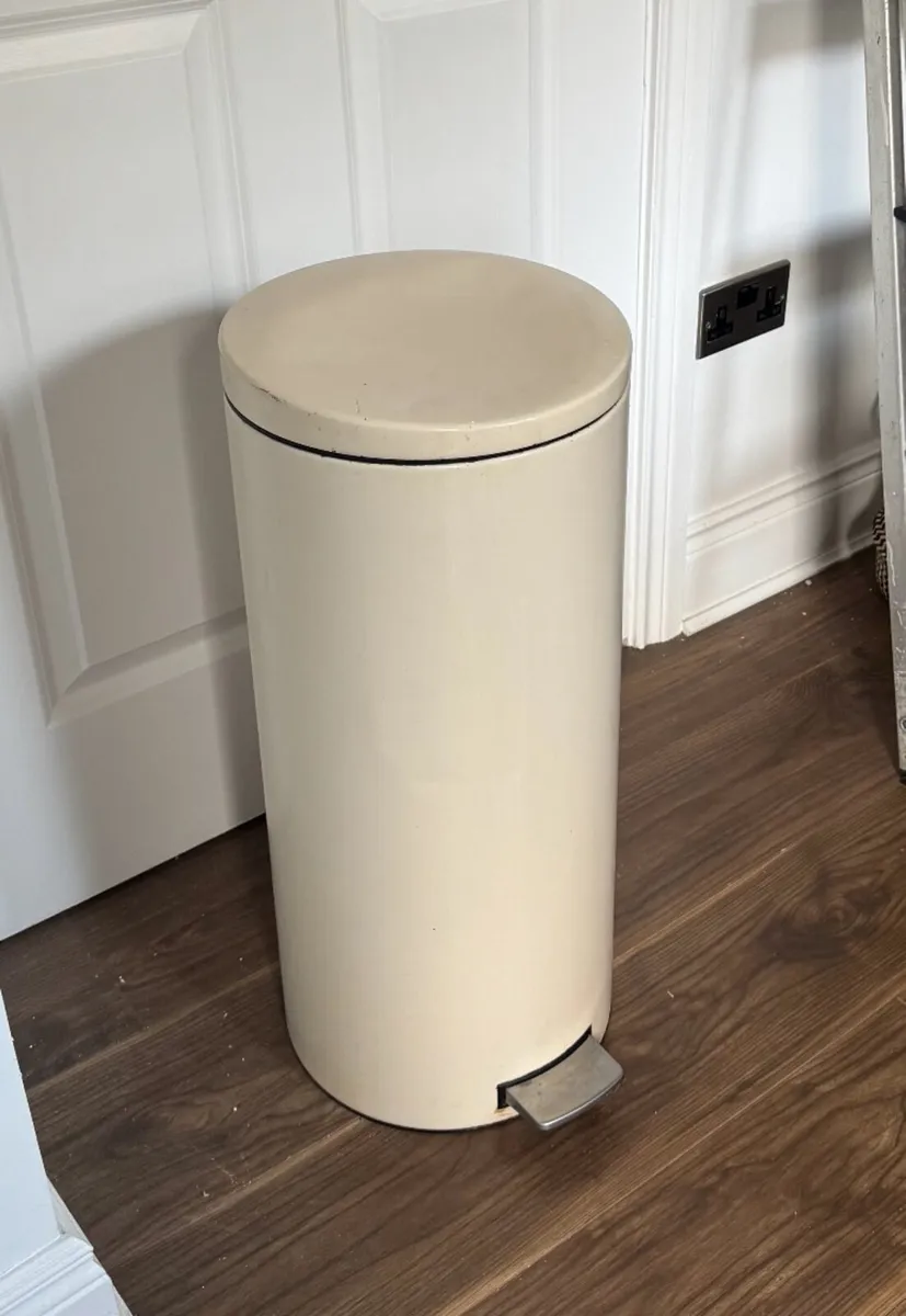 Bribantia Bin. - Image 2