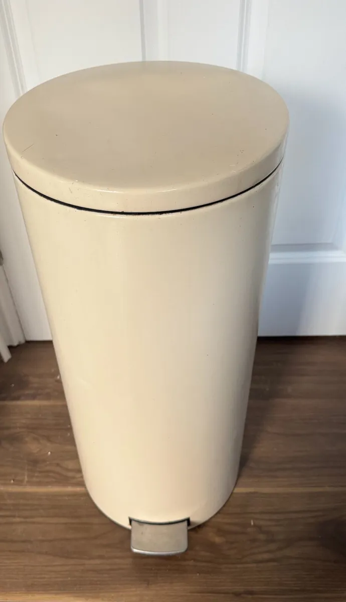 Bribantia Bin. - Image 3