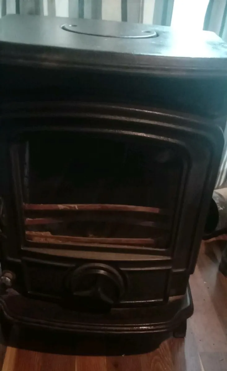 Stanley stove wood burning - Image 4