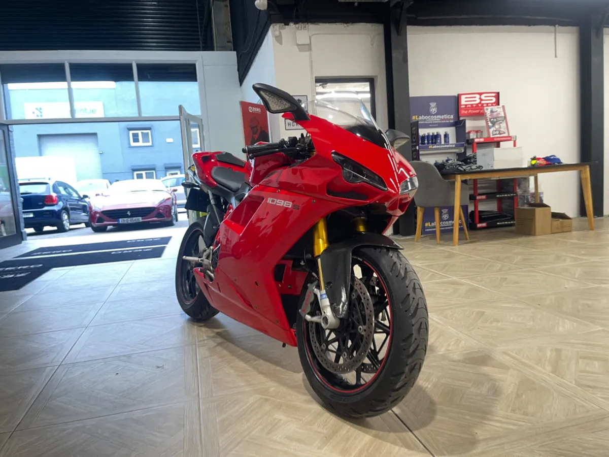 2008 Ducati 1098S Only 6k miles! - Image 3