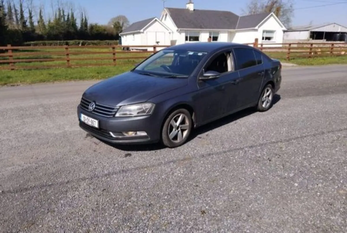 2013 Volkswagen Passat Diesel - Image 1