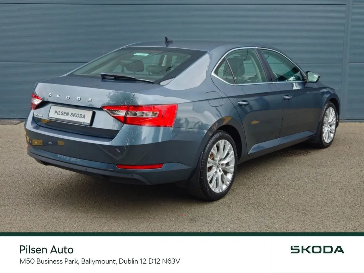 Skoda Superb (71) Style 2.0tdi 150HP - Image 3
