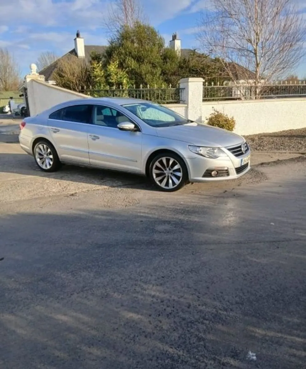 2009 Volkswagen Passat CC - Image 3