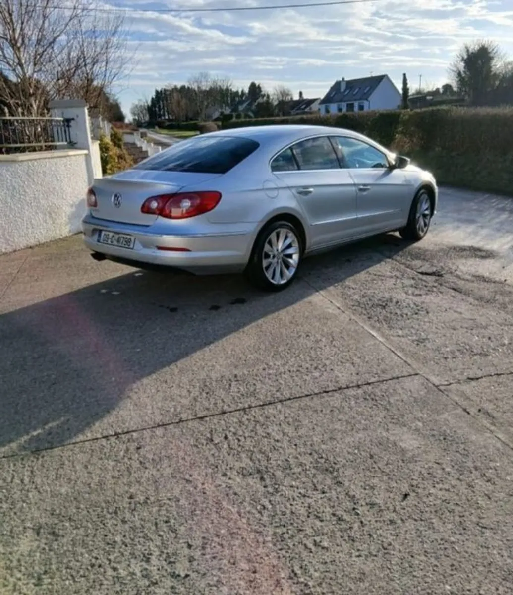 2009 Volkswagen Passat CC - Image 4