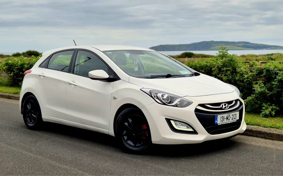 2013 Hyundai i30 Active Blue Drive / Cheap Tax - Image 1
