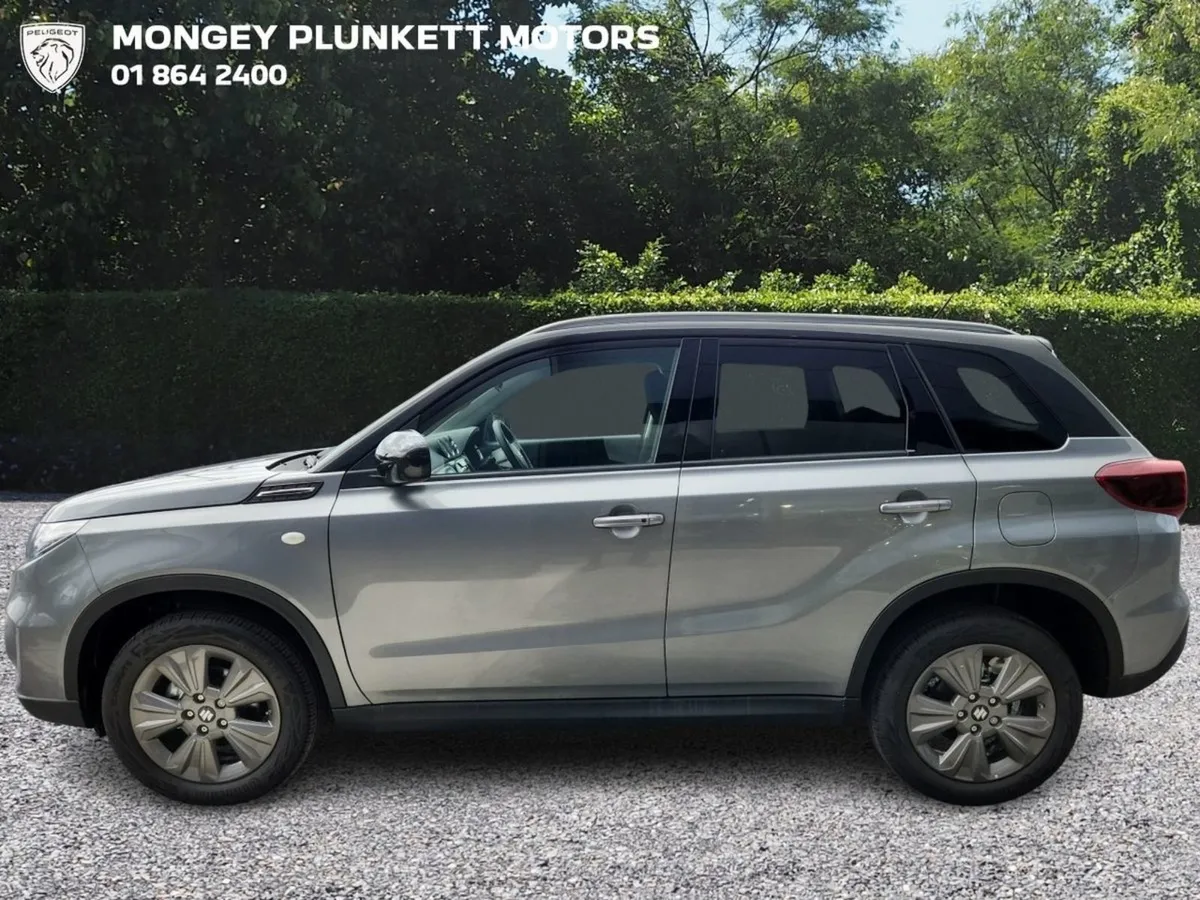 Suzuki Vitara SZT Auto 1.5 Full Hybrid - Image 4