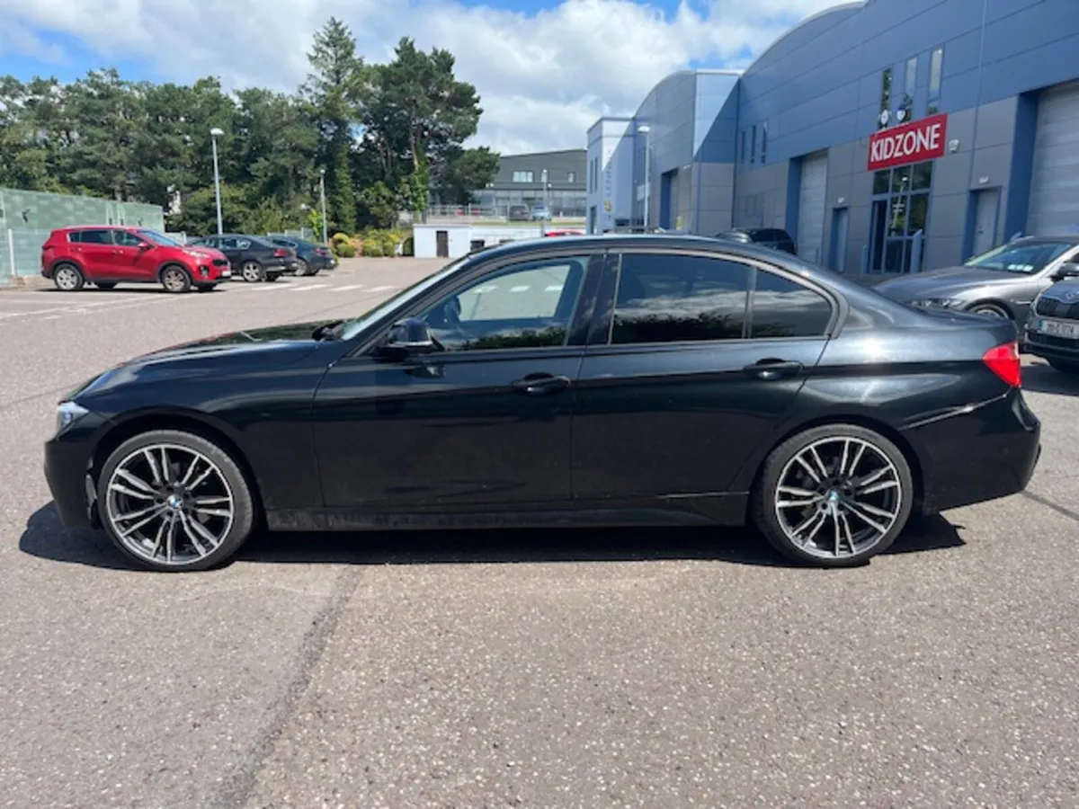 BMW 3-Series M-SPORT - Image 4