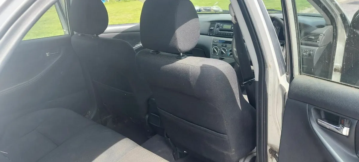 Toyota Corolla 2005 - Image 3
