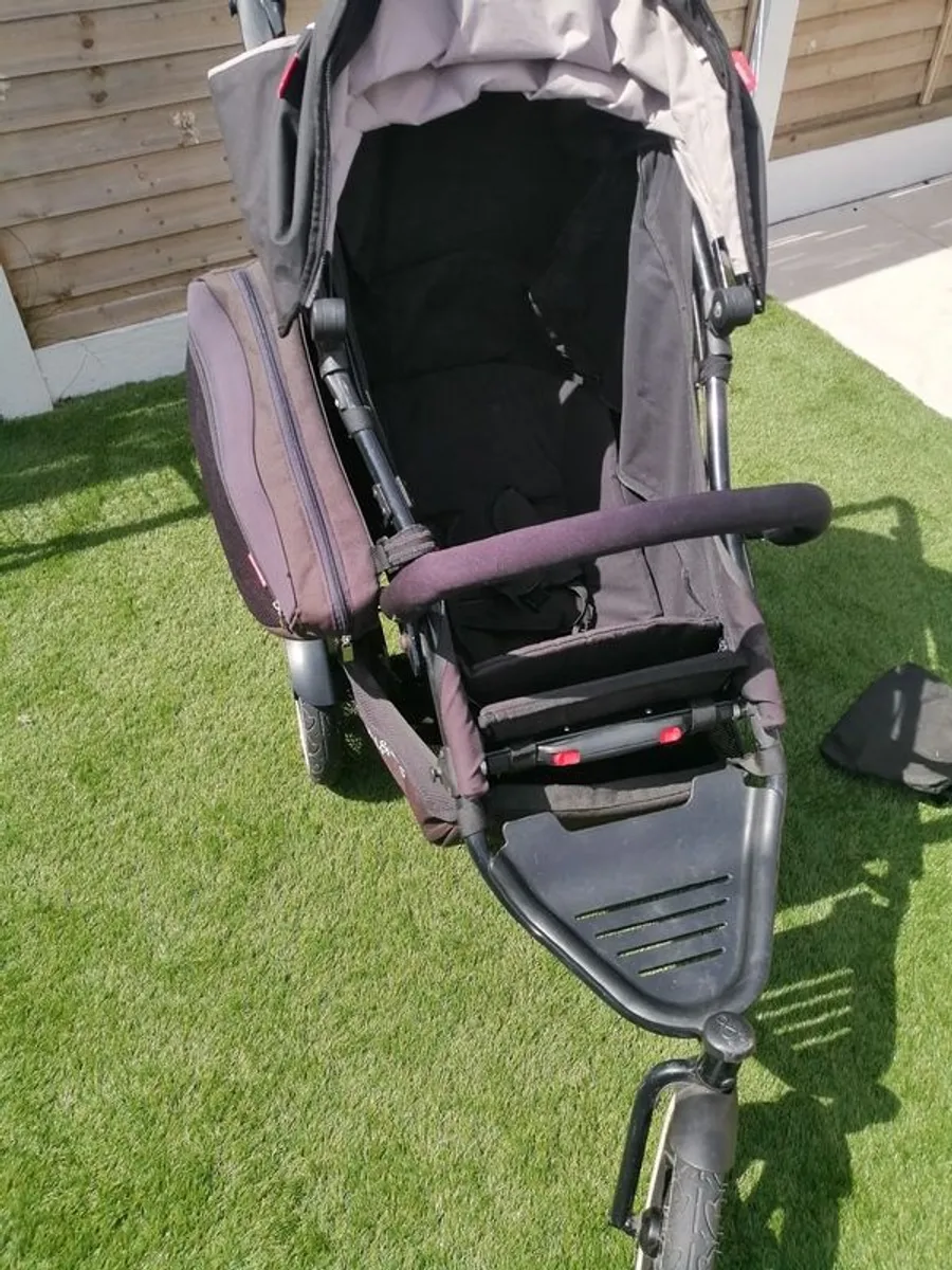 Phil and Teds Explorer black double buggy - Image 2