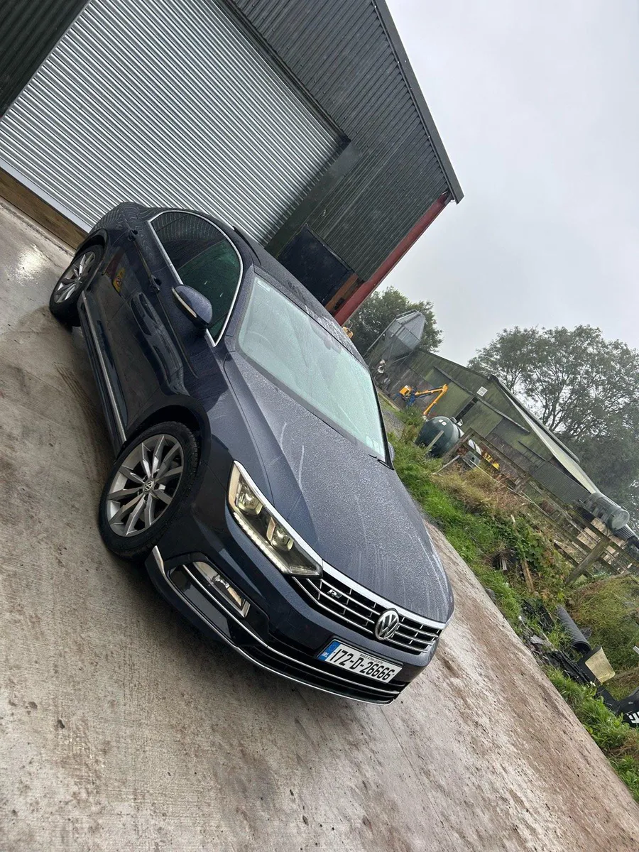 Volkswagen Passat R Line 2017 - Image 3