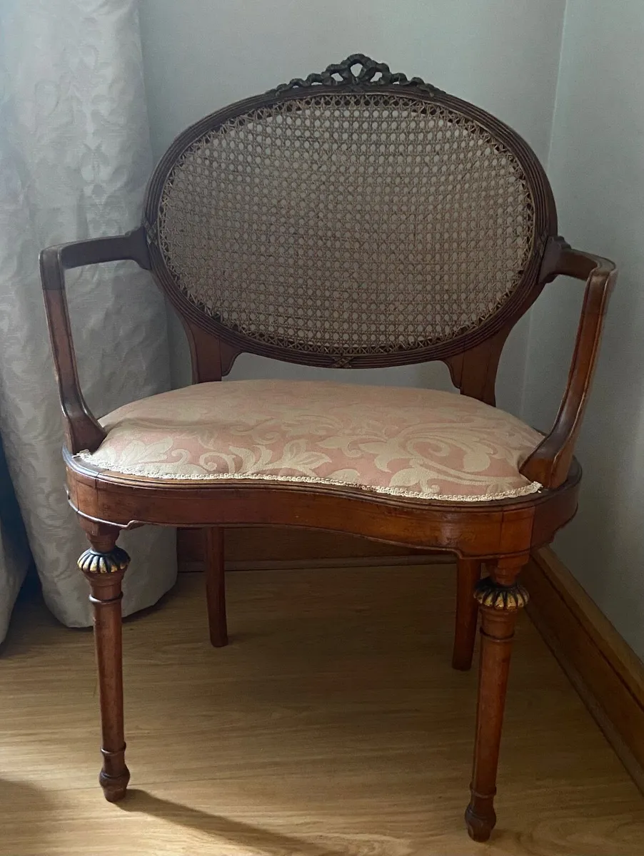 Antique Period Bedroom Furniture Set - Image 3