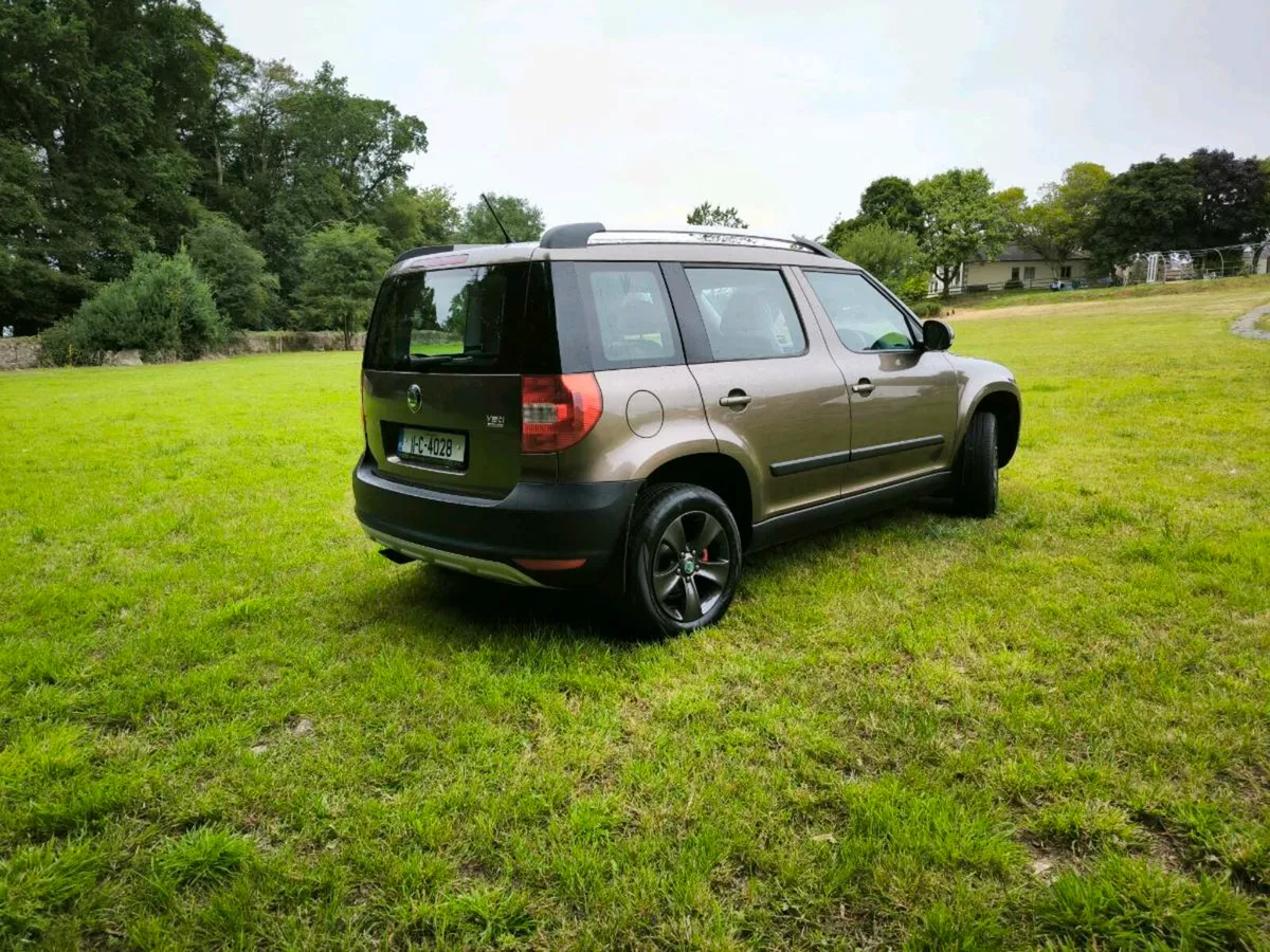 Car - Image 4