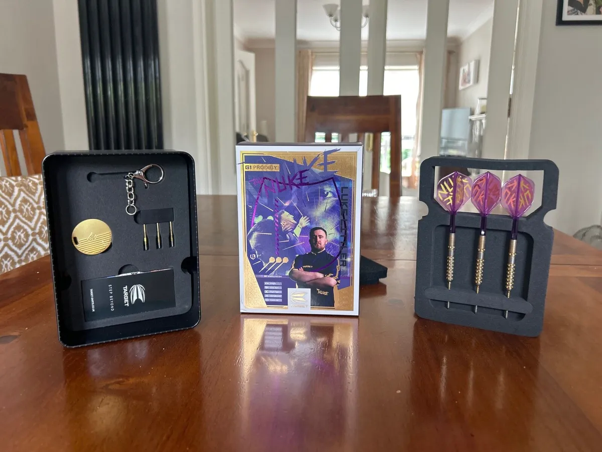 Luke littler gold darts - Image 1