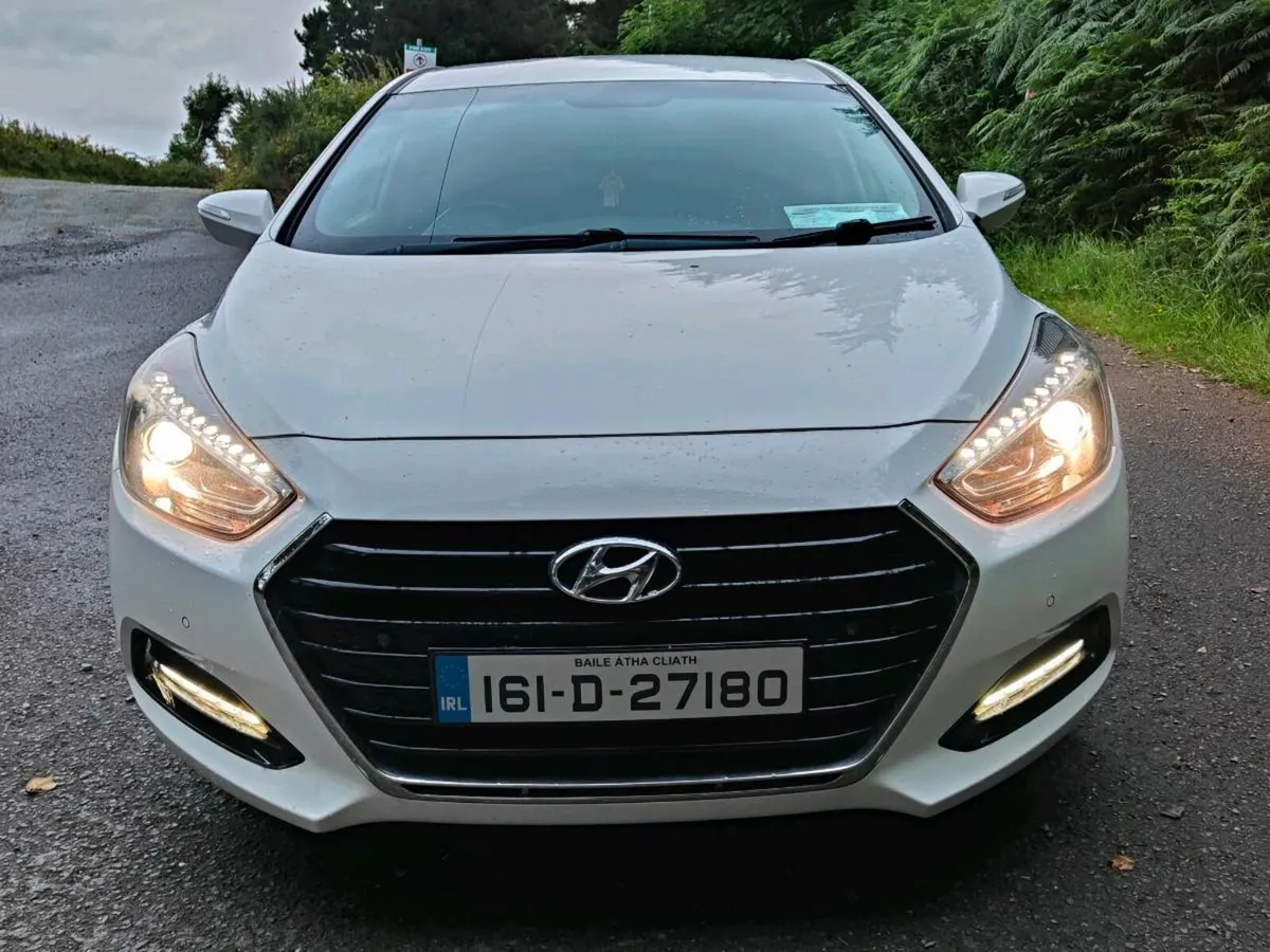 Hyundai i40 Saloon 2016 - Image 2