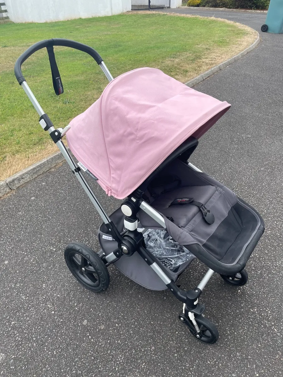Bugaboo cameleon travel system - Image 1