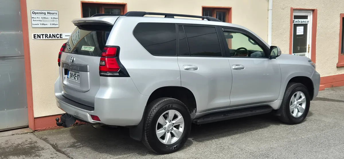 Toyota Land Cruiser 2024 LWB - Image 4