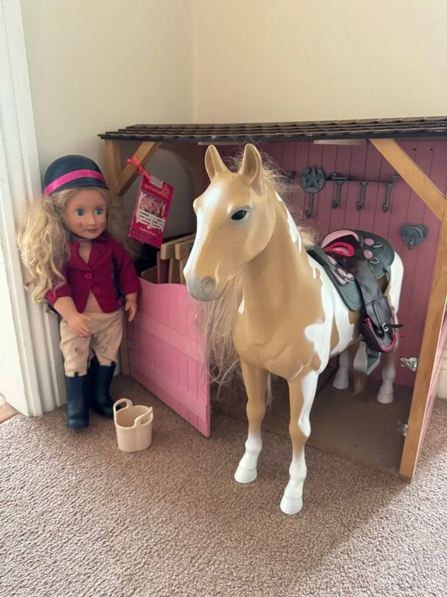 Our generation doll, stables and horse - Image 2