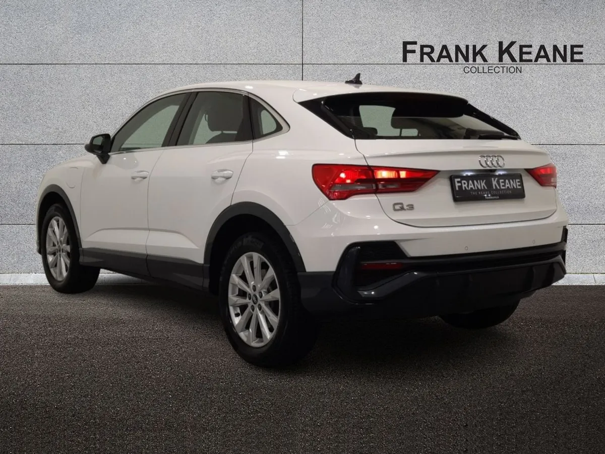 Audi Q3 45 Tfsi E S Tronic SE - Image 3