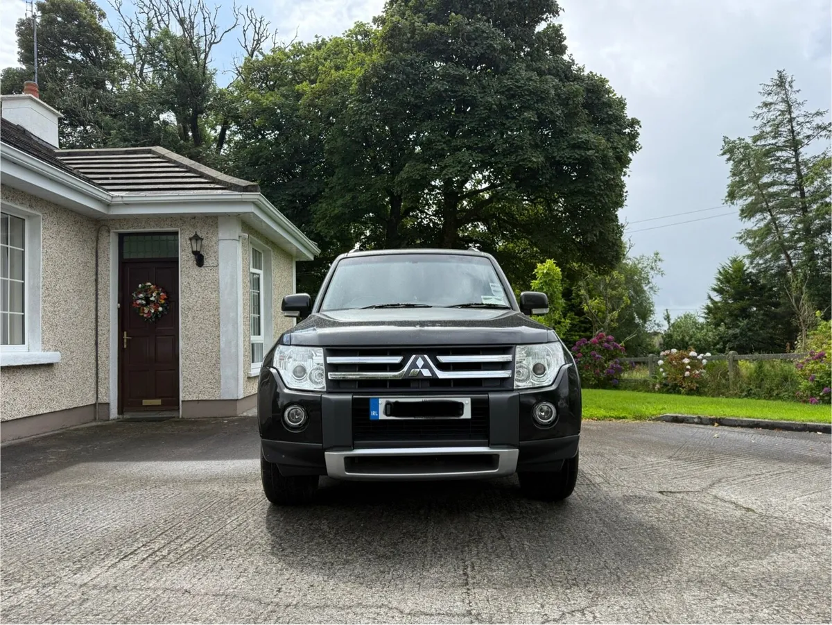 Mitsubishi Pajero - Image 3