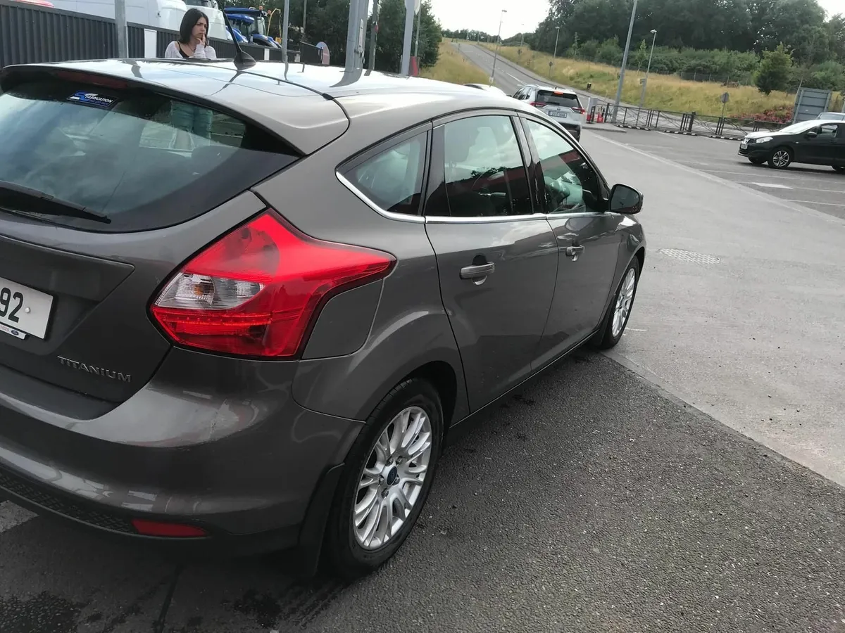 Ford Focus 2012 - Image 3