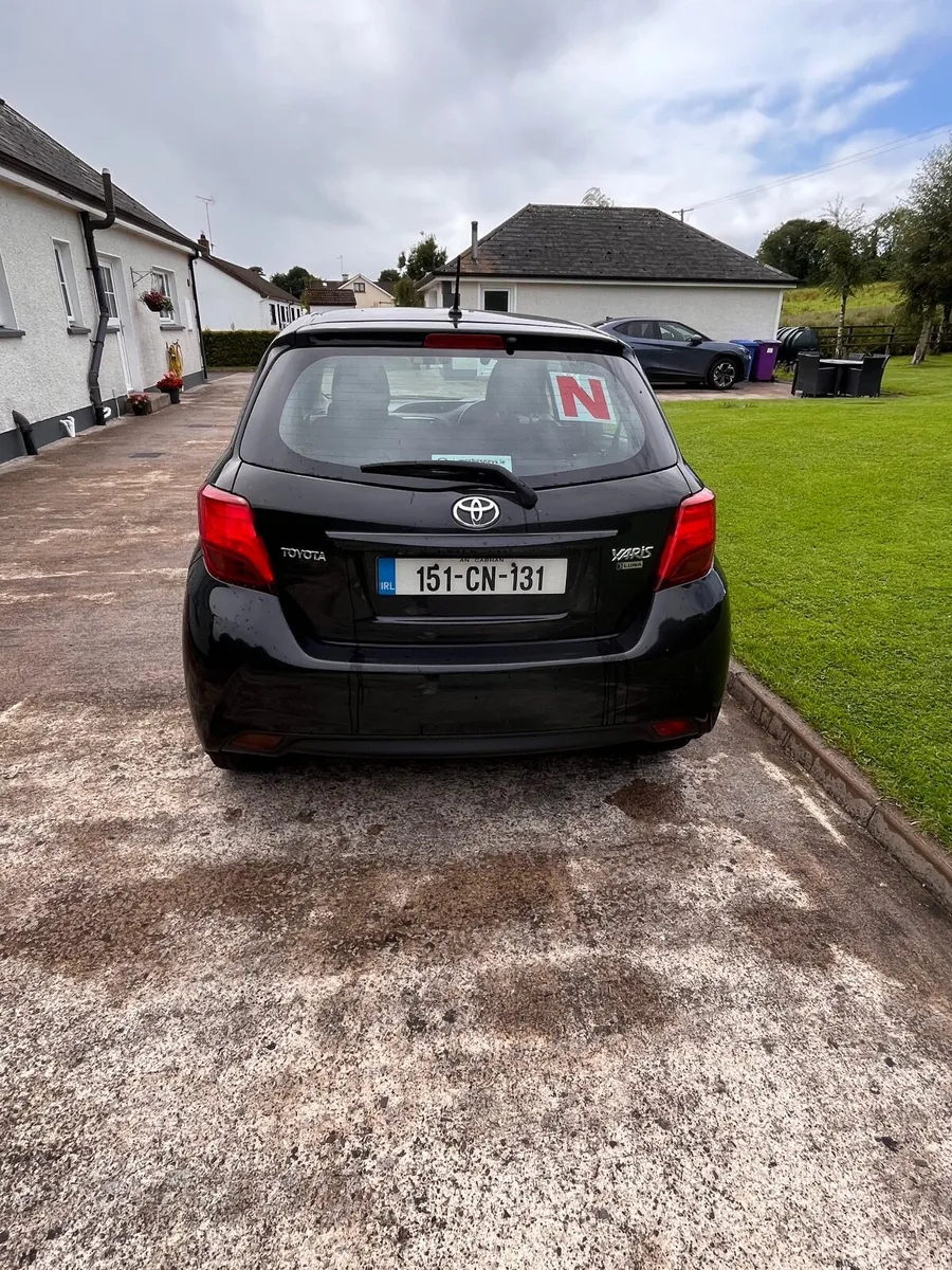 Toyota Yaris 2015 - Image 3