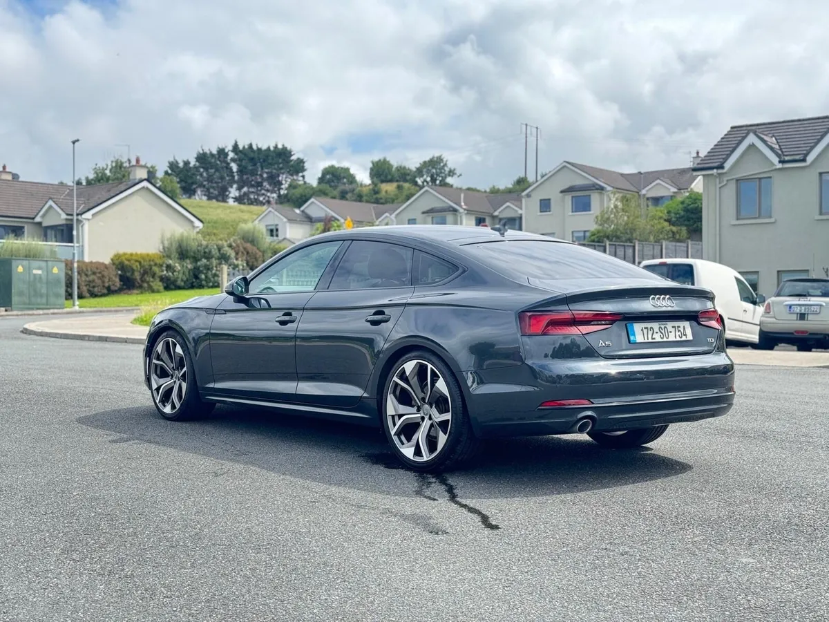 Car - Image 4