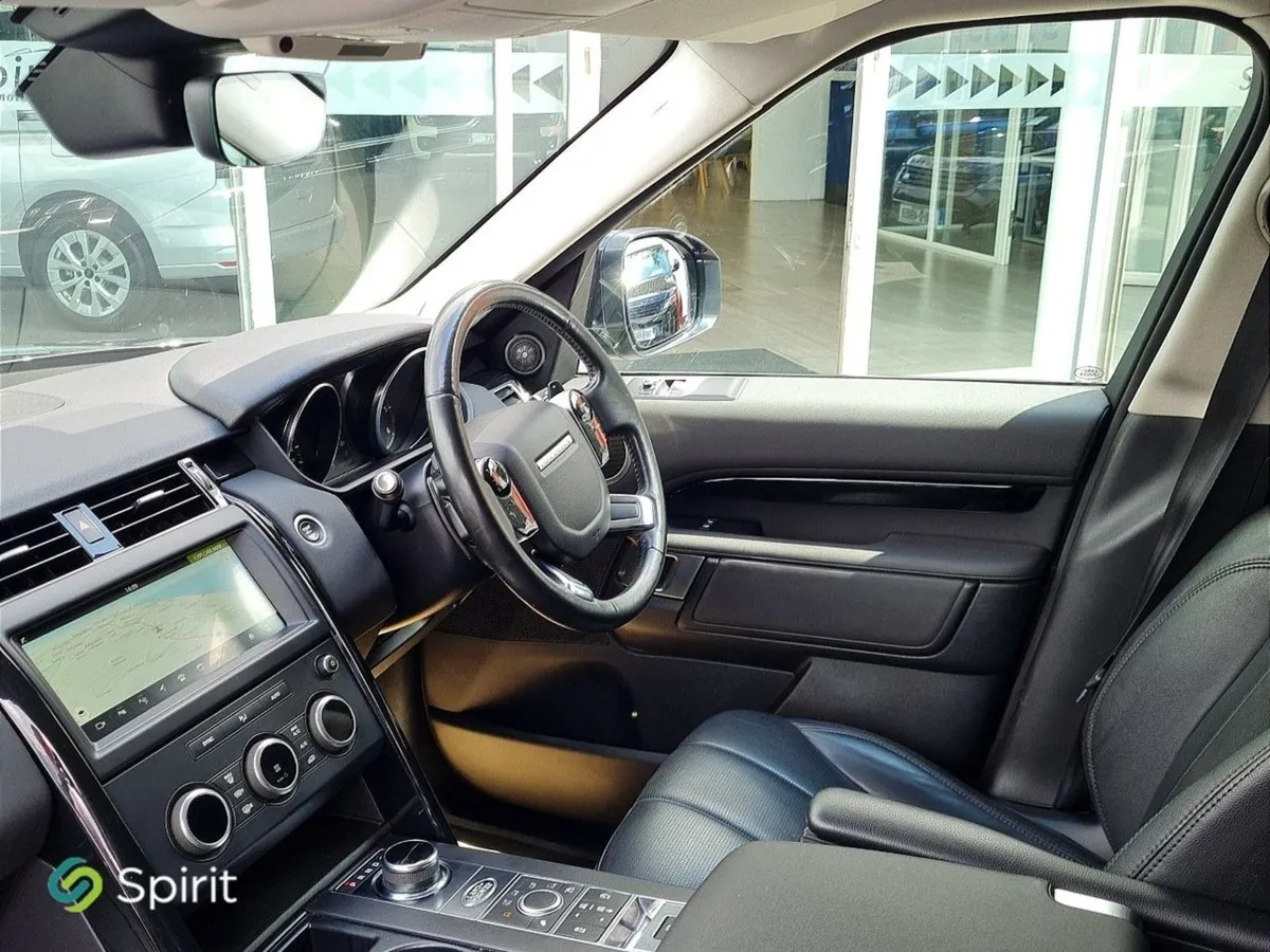 Land Rover Discovery 3.0 Sdv6 SE COM - Image 3