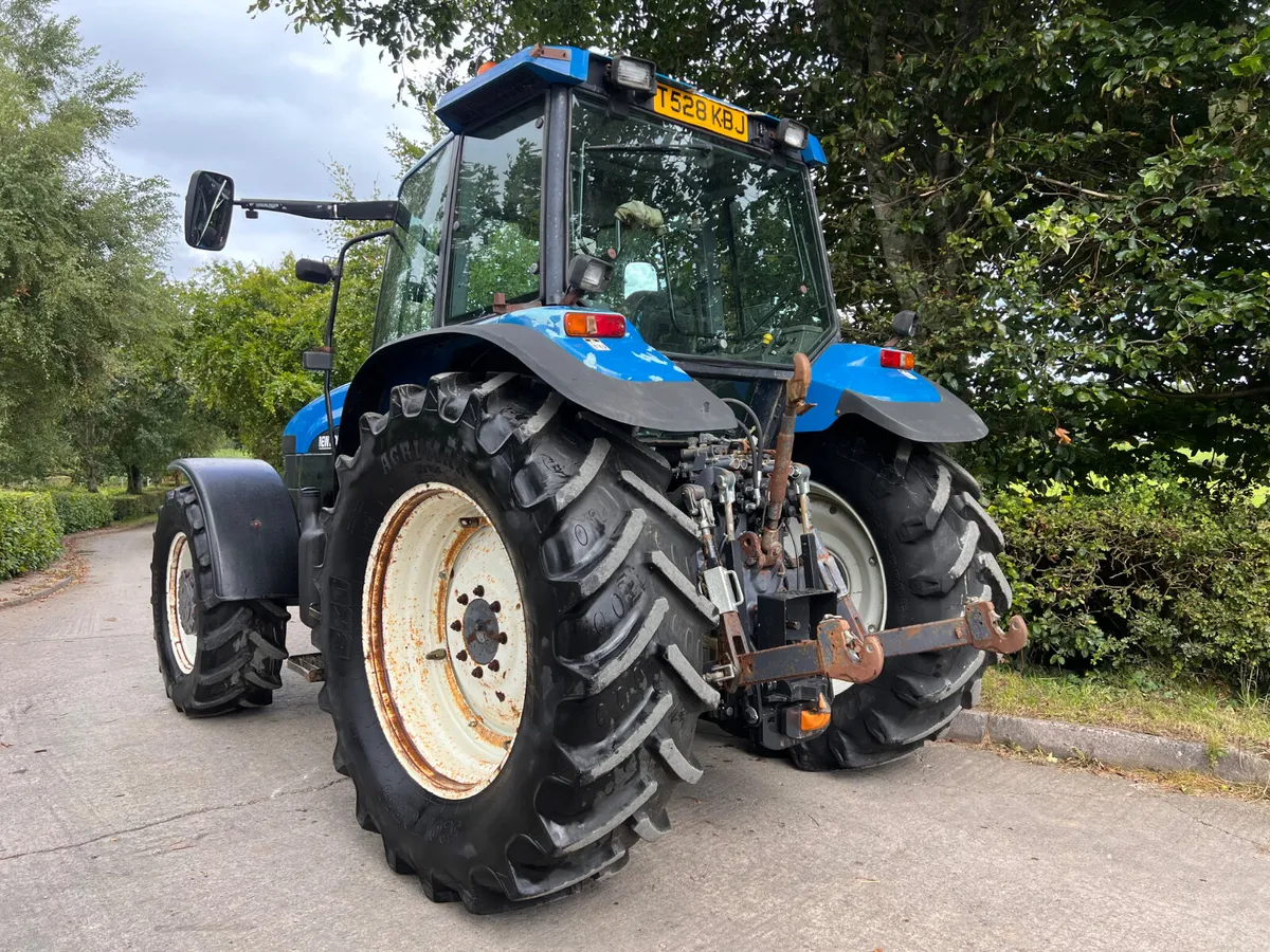 New Holland 8360 - Image 3