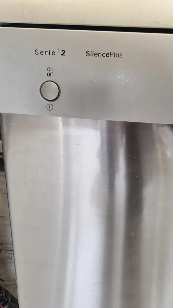 Bosch Serie 2 Dishwasher - Image 2
