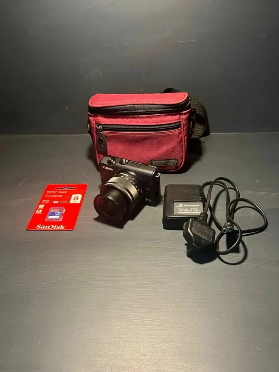 Canon EOS M200 Mirrorless 4K digital Camera - Image 1