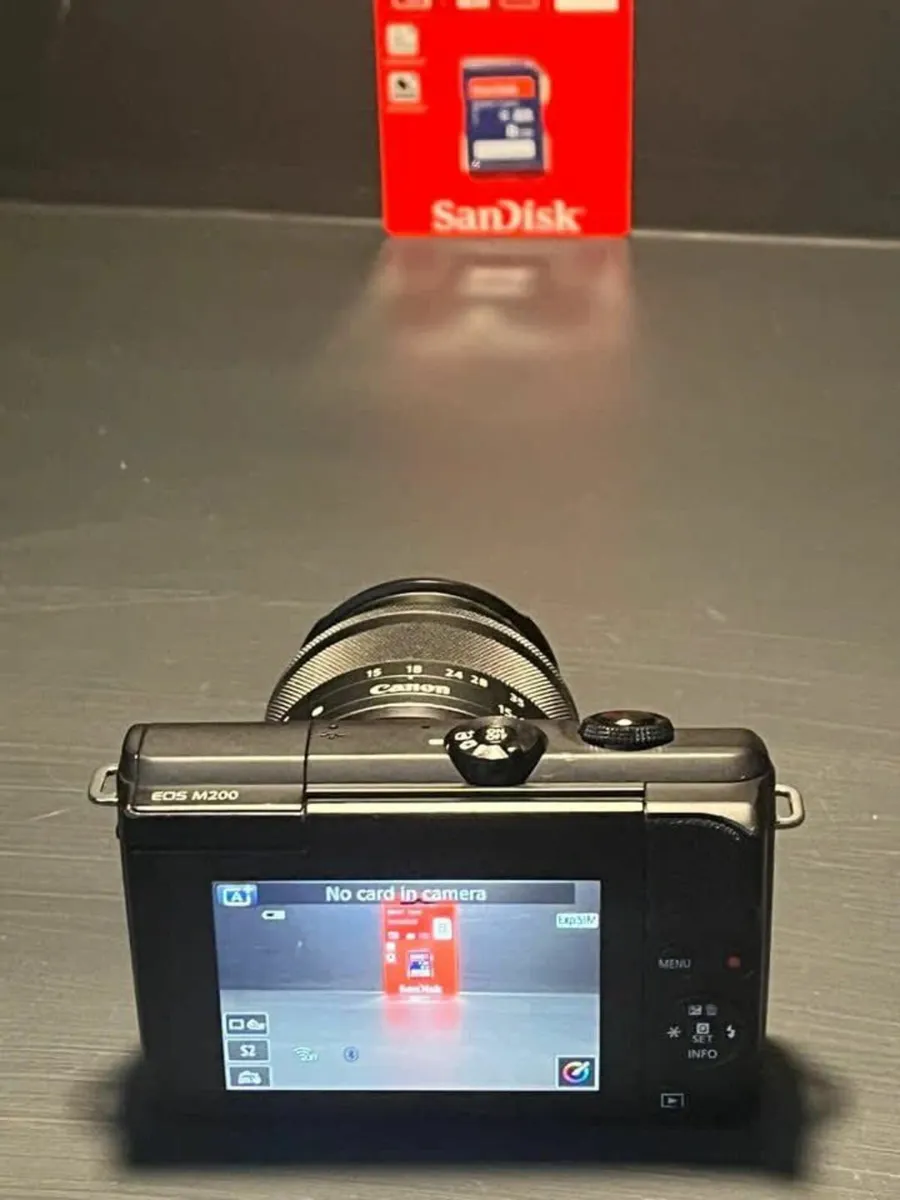 Canon EOS M200 Mirrorless 4K digital Camera - Image 4
